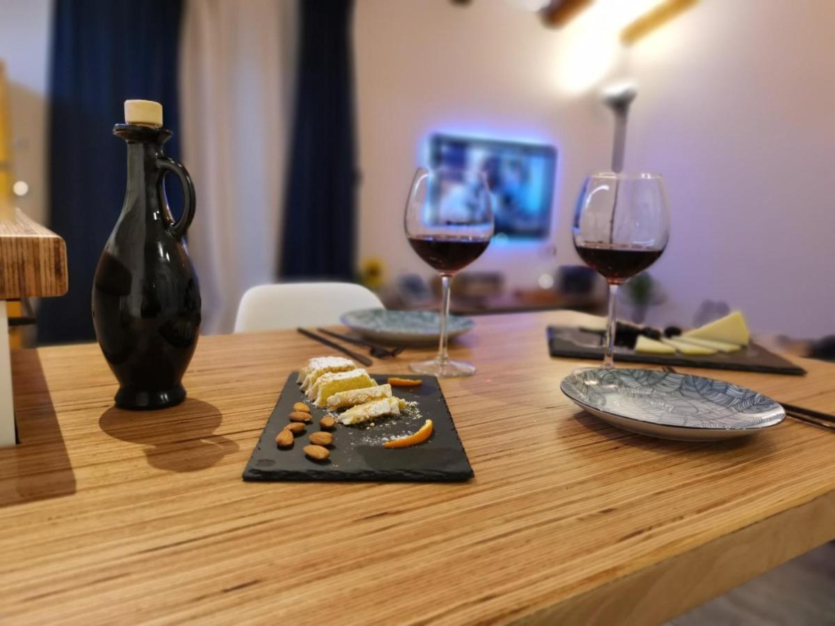 Novouredeni Apartman Marko Mundanije Exteriér fotografie
